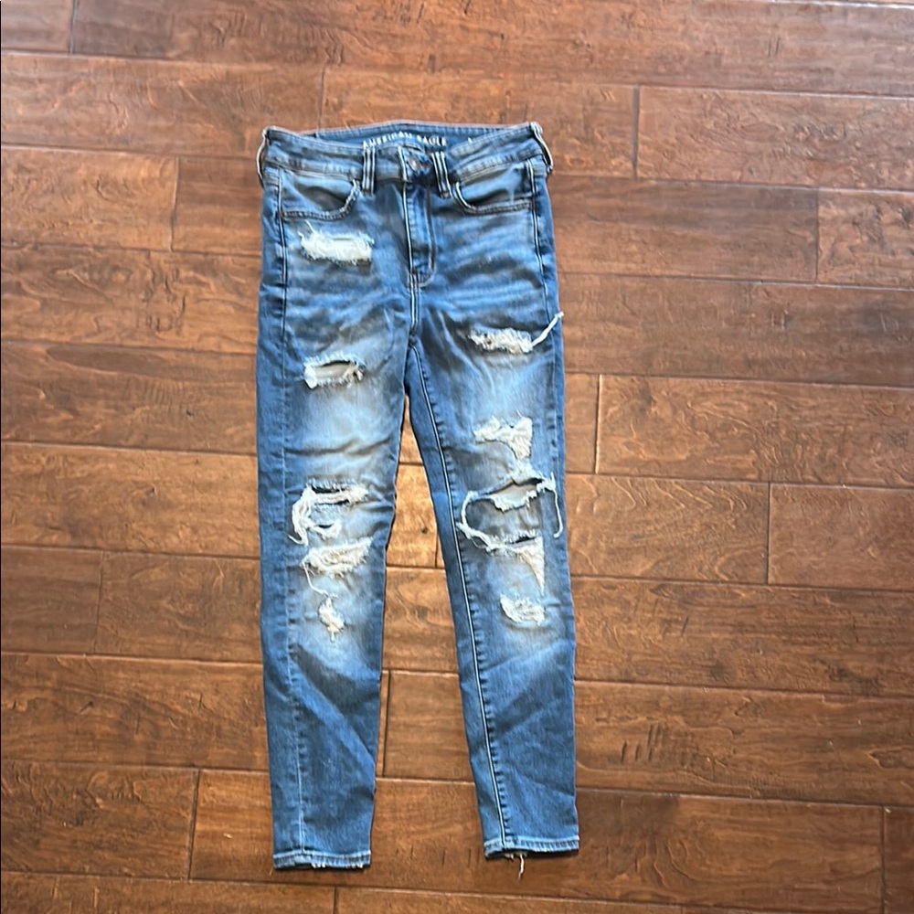 American Eagle Distressed Blue Jeans